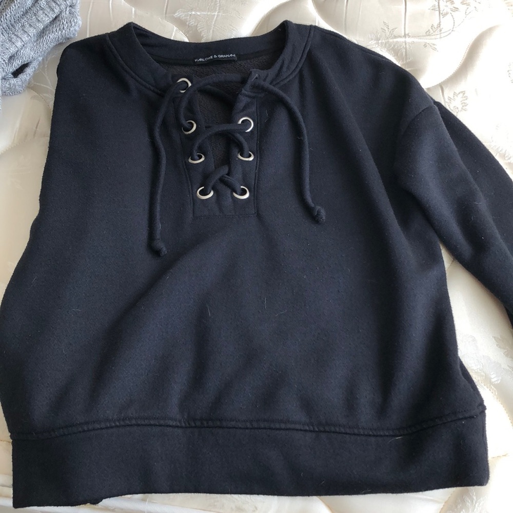 Tie up sweater